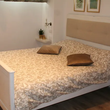 Edera E Camelie Panzió 3*