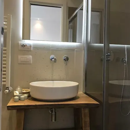 Edera E Camelie Pompeji