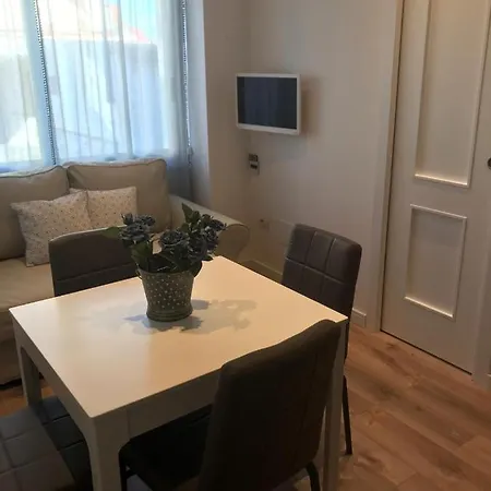 Edera E Camelie Pompeji